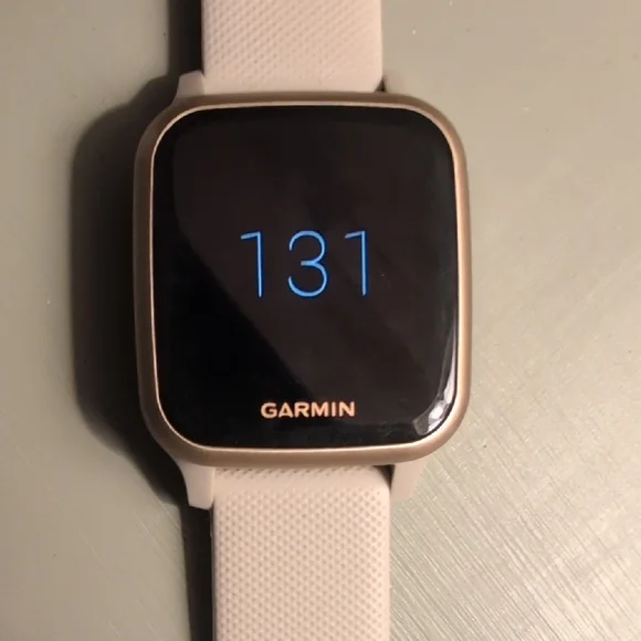 Garmin Smartwatch with Light Pink Band and Gold Frame Venu SQ